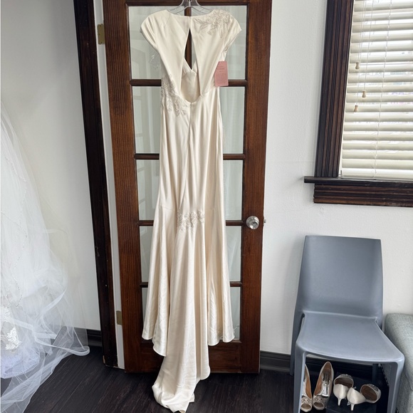 BHLDN Jenny Yoo Briony Wedding Gown Size 2 and 4 NEW - Picture 12 of 13